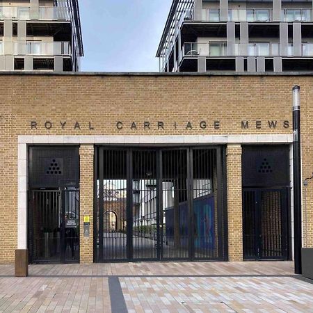 Ferienwohnung Stylish 1-Bed Flat With Sofa-Bed In London Exterior foto