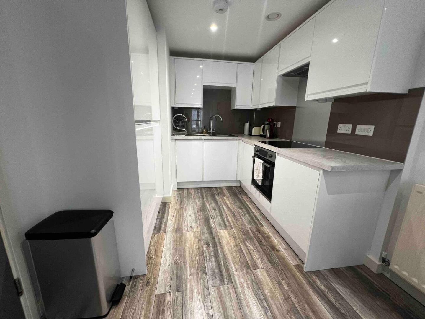 Ferienwohnung Stylish 1-Bed Flat With Sofa-Bed In London Exterior foto